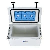 Glacière de pêche rotomoulée en plastique LLDPE de 40QT grande capacité, personnalisable, étanche et portable pour le stockage thermique des aliments