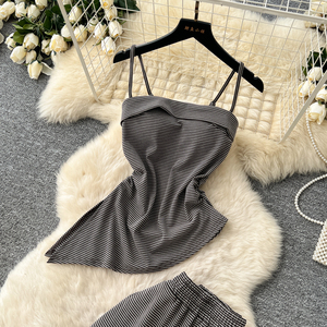 Conjunto Casual de Verano 2026 de 2 Piezas para Mujer, Top Túnica sin Mangas y Traje Ajustado con Estampado Floral, Venta al Por Mayor - Product Image 3