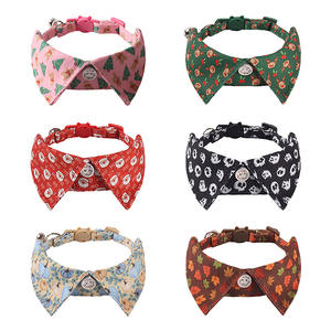 Collar para Mascotas con Diseño Navideño, Collar de Santa Claus para Gatitos con Campanas - Product Image 1