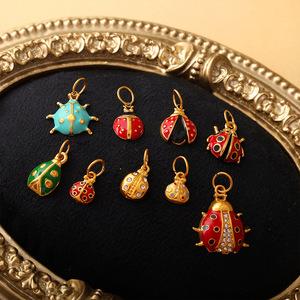 Bijoux Quanshihui, accessoires de bijouterie en métal sur mesure, plaqués or 18K et 24K, production clé en main pour le commerce électronique transfrontalier - Product Image 3