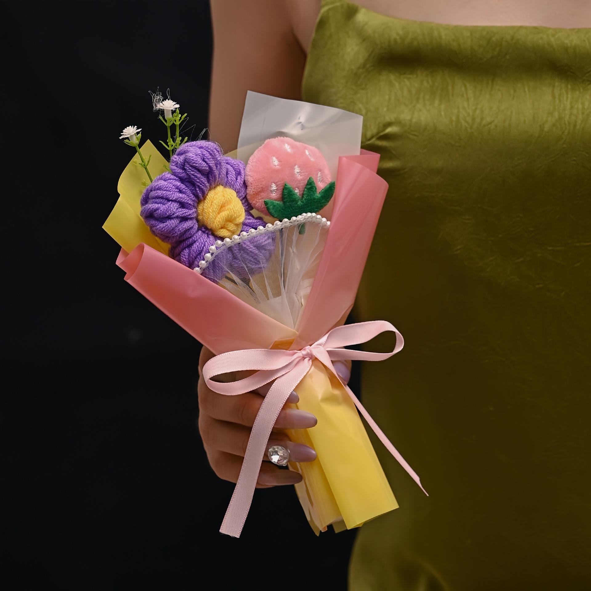 ช่อดอกไม้สีม่วงขนาดเล็ก