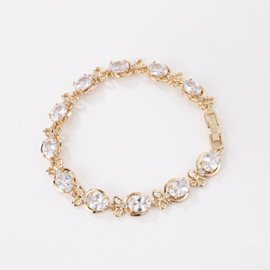 <span class=keywords><strong>Bracciale</strong></span> di Lusso Placcato <span class=keywords><strong>Oro</strong></span> 18K con Cuore e Zirconi Cubici per Donna - Product Image 3