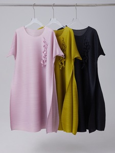 PY Nueva Llegada, Vestido Elegante Plisado Miyake con Volantes Laterales, Cuello Redondo Holgado, Tallas Grandes, Ropa de Mujer al por Mayor - Product Image 2