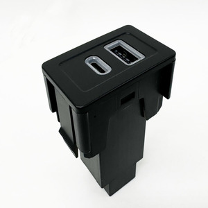 ที่ชาร์จแบตในรถ 2 พอร์ต QC3.0+Type-C ซ็อกเก็ต<span class=keywords><strong>รถ</strong></span>ยนต์อะแดปเตอร์ PD ยูเอสบีคู่ที่ชาร์จโทรศัพท์<span class=keywords><strong>ใน</strong></span><span class=keywords><strong>รถ</strong></span>ยนต์ที่ชาร์จเร็วสำหรับอีซูซุ - Product Image 4