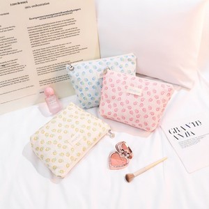 <span class=keywords><strong>Sac</strong></span> de maquillage à fleurs fraîches de style coréen Ins <span class=keywords><strong>Sac</strong></span> à <span class=keywords><strong>main</strong></span> multifonctionnel de grande capacité pour femmes étudiantes - Product Image 4
