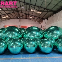 Boule miroir gonflable verte pour activités de décoration extérieure