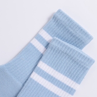 FF4834 Chaussettes de sport en coton antidérapantes à cinq orteils avec poignées Logo personnalisé Cadeau Femmes Ballet Yoga Pilates Chaussettes antidérapantes