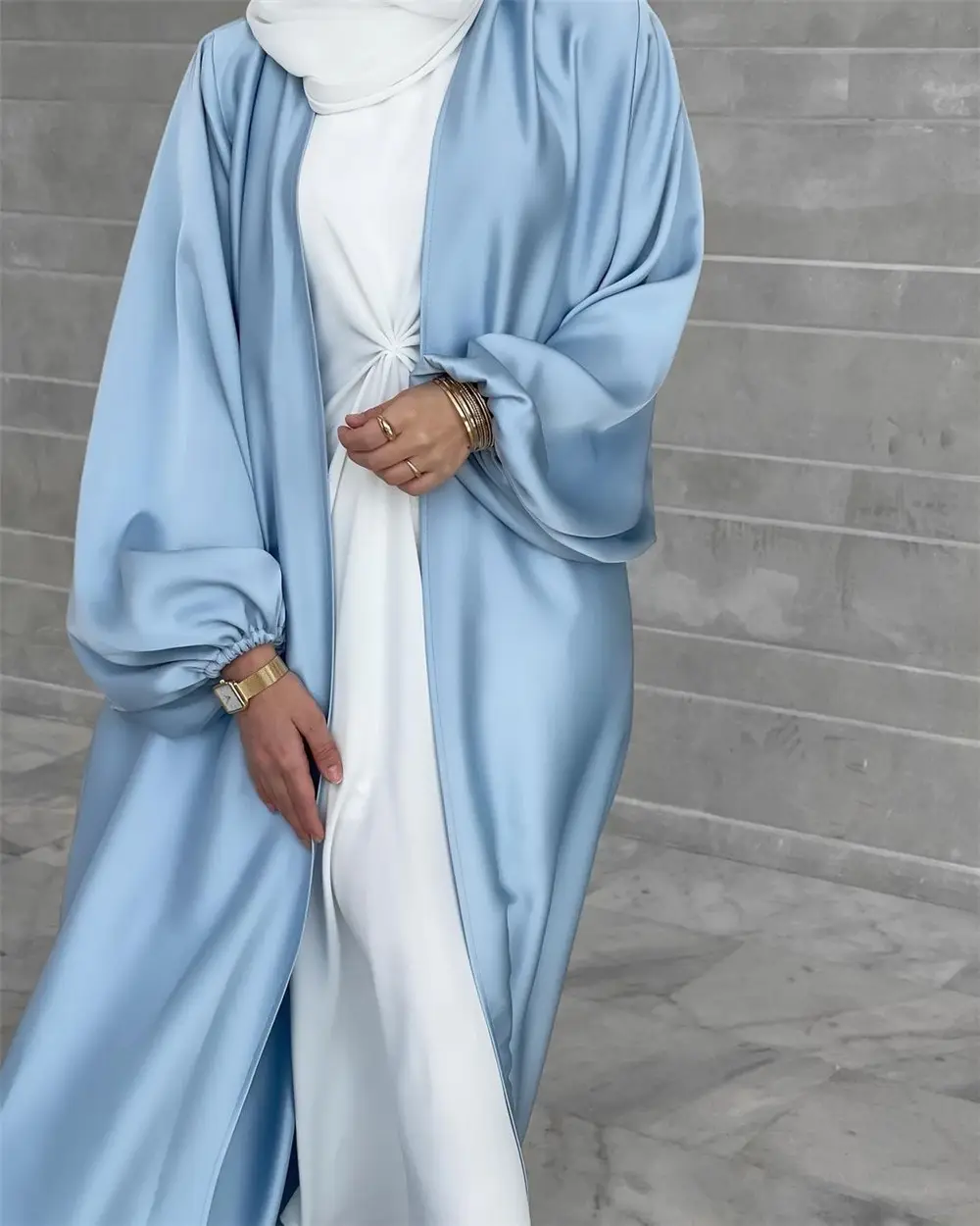 YBL507Spring Herfst Moslim Kleding Vrouwen Lange Mouwen Fancy Abaya Belted Coat Zijden Gewaad Met Innerlijke Bladerdeeg Mouw Vest