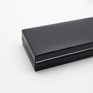 Boîte cadeau personnalisée en argent pour stylo, pour les entreprises |   Étui de luxe en métal pour stylo à bille et stylo-plume avec logo de l'entreprise - Product Image 3