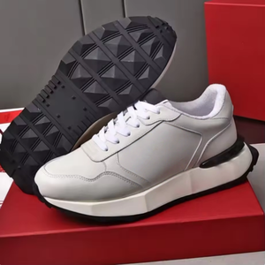 รองเท้าวิ่งกีฬาคุณภาพสูงสำหรับผู้ชายและผู้หญิง ดีไซน์หรูหรา พื้นหนา สไตล์ลำลอง เดินสบาย ทันสมัย ทำจากหนัง - Product Image 2