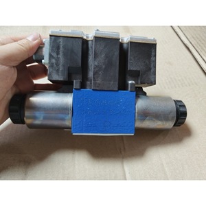 Vanne hydraulique Rexroth 4WRAE6E15 23 G24K31 F1V Équipement d'automatisation industrielle - Product Image 2
