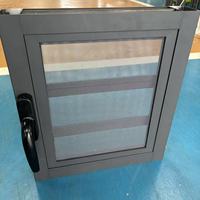 Ventana Moderna de Aluminio con Rejilla de Seguridad Antirrobo, Doble Acristalamiento y Aislamiento Acústico para Villa y Cocina