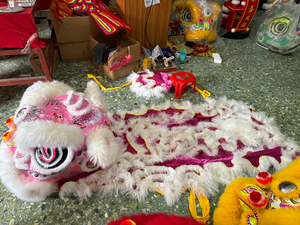 Haute qualité <span class=keywords><strong>chinois</strong></span> nouvel an adulte Lion danse laine en peluche bambou tissage <span class=keywords><strong>Dragon</strong></span> lanterne Performance authentique Lion danse Costume - Product Image 2