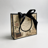 Sac cadeau en papier illustré vintage personnalisé avec nœud en ruban pour librairie, bougie parfumée au café, emballage de boutique de cadeaux