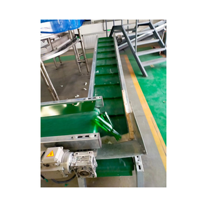 Máquina transportadora de banda de acero inoxidable para el transporte de gránulos de plástico en polvo - Product Image 4