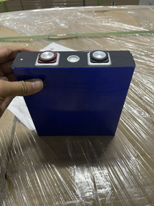 แบตเตอรี่ลิเธียมแท้ LF200Ah 3.2V 200Ah สำหรับสำรองไฟฟ้าอุตสาหกรรม สถานีไฟฟ้ากลางแจ้ง - Product Image 1