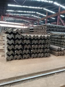 Уголок стальной 2x2: цены, размеры и характеристики для строительства - Product Image 1