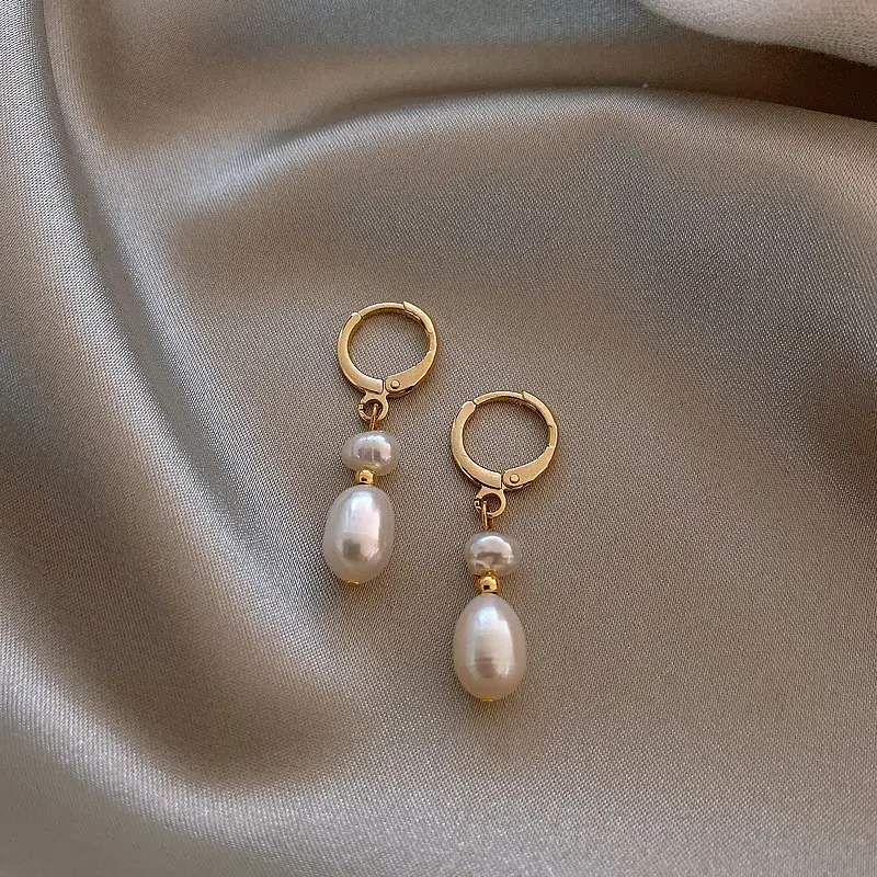 Vershal A860 New Arrival 18k Gold Plated Elegant Freshwater Pearl Beads Dangle Huggie Earrings