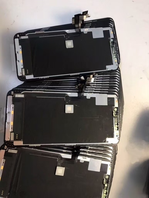 AAA+ Grade LCD Display for iPhone 11 Screen Assembly with Frame Touch Digitizer Replacement Part