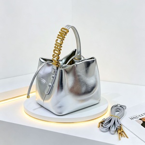 Bolso de Mano de PU para Mujer, Nuevo Bolso de Hombro y Bandolera Minimalista y Elegante con Forro de Poliéster, Cierre con Cordón y Hebilla - Product Image 3