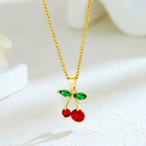 Dulce lindo aceite goteo fresa fruta colgante 18K chapado en oro Acero inoxidable delicado joyería Collar para niñas mujeres Idea de regalo - Product Image 1