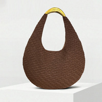 2025 automne hiver femmes Style Vintage tricoté sous les bras seau sac Portable croissant sac Polyester Niche Design nouvelle marque