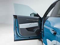 Volkswagen UNYX 08 élégant, SUV 5 portes 5 places, grand espace, 270 kW de puissance élevée, charge rapide, véhicule familial