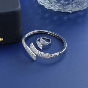 Bijoux étincelants polis 2 pièces coupe réglable demi conception Bracelet bague dames CZ zircone S-125 de fête de mariage - Product Image 1