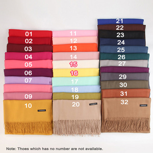 Scialle con logo personalizzato con nappa in <span class=keywords><strong>Cashmere</strong></span> di moda all'ingrosso - Product Image 6