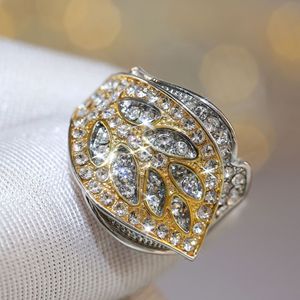 Elegante anello a forma di foglia bicolore per donna, design con intarsi scintillanti, gioielli creativi alla moda - Product Image 2