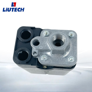 Interruptor de Presión Condor MDR53/11 4A 250V AC 10A IP65 para Válvula de Compresor de Tornillo - Product Image 3
