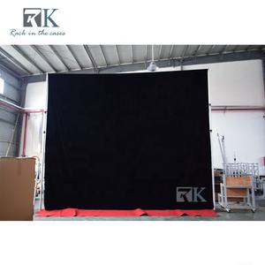 Supports de poteaux tubulaires télescopiques de luxe pour toiles de fond d'événements - Product Image 3