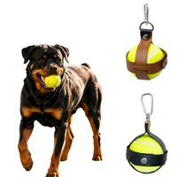 Porte-ballons de tennis pour dressage canin en extérieur, en cuir PU, avec sangle de transport et mousqueton à dégagement rapide pour promenades avec chien