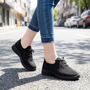 Chaussures de sport décontractées Hongyan en maille respirante pour femmes – En stock - Product Image 1