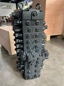 Valvola di Controllo Principale Idraulica PC40MR-2 PC45MR-2 708-3S-00520 per Escavatore Komatsu, Ricambio - Product Image 1