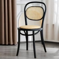 Chaise de salle à manger contemporaine rustique en rotin avec cadre en bois massif pour la restauration et la maison (vente en gros)