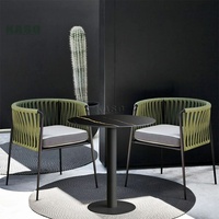 Ensemble de table sectionnel d'extérieur Ensemble de meubles de patio d'extérieur en aluminium avec corde de luxe Bistro Gris osier Métal pour restaurant