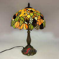 Lampe de table LED avec abat-jour en verre coloré peint à la main, fabrication chinoise, vente en gros, sur mesure