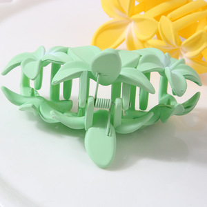 Pinces à cheveux fleuries colorées pour femmes, pinces vintage en forme d'œuf et pinces requin latérales, jolies épingles à cheveux fleuries en plastique - Product Image 4