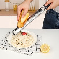 Ensemble d'ustensiles de cuisine en acier inoxydable, râpe à citron, râpe à fromage, râpe à noix de coco, râpe à légumes, râpe à manioc