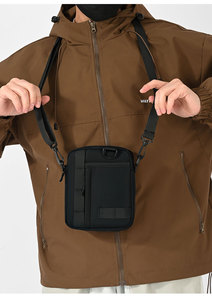 Nouveau style tendance : Sac bandoulière homme en polyester, design simple, ceinture réglable, sac messager imperméable - Product Image 5