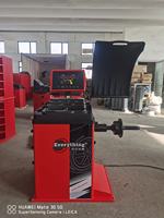 Équipement d'alignement de roues avec écran LCD, machine d'équilibrage de pneus 200 tr/min, capacité 60 kg pour l'entretien automobile mondial après-vente