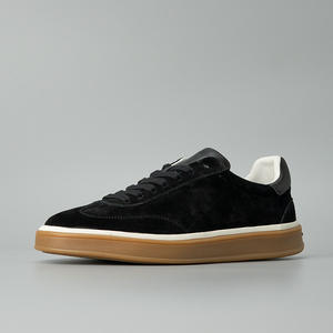 Zapatillas Casuales Bajas de Tela Negra con Forro de Malla, Suela de Goma Antideslizante, Zapatos de Skate Cómodos para Hombres Modernos para la Vida Urbana - Product Image 3