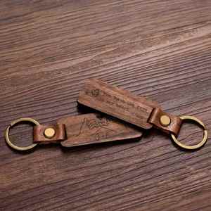 Porte-clés personnalisé en bois gravé au laser avec logo sur mesure et accessoires en bois pour voiture, sac ou pendentif - Product Image 3