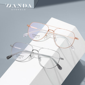 Gafas Danda Eyewear ST6219 Pilot con Montura Completa de Titanio, Anti Luz Azul, Unisex, Ligeras, Ópticas - Product Image 1