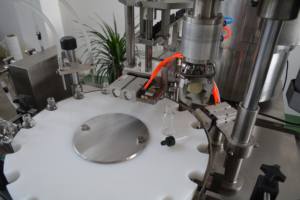 Botella gotero de cáñamo, botella gorilla rechoncho, máquina de sellado de llenado de líquido CBD - Product Image 5