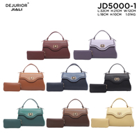 Sac à main et sac à bandoulière tendance QAZA pour femme, nouvelle collection 2026, en cuir PU esthétique avec bordure cousue et fermoir métallique, très populaire