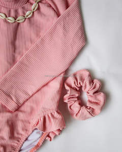 Personnaliser 2025 enfants bébé garçon tout-petits filles Rash Guard body <span class=keywords><strong>maillot</strong></span> <span class=keywords><strong>de</strong></span> <span class=keywords><strong>bain</strong></span> côtelé UPF 50 + tissu nylon <span class=keywords><strong>maillot</strong></span> <span class=keywords><strong>de</strong></span> <span class=keywords><strong>bain</strong></span> côtelé - Product Image 3