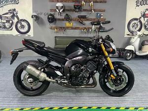 Yamahaki <span class=keywords><strong>FZ8N</strong></span> Cadre Léger Maniabilité Dynamique Motos et Motocyclettes d'Occasion - Product Image 1
