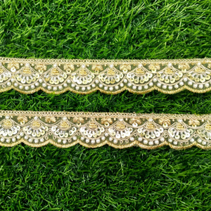 Encaje Elegante, Romántico y Ecológico, 100% Poliéster, Estilo Floral, con Bordado Intrincado, Creación JK - Product Image 1